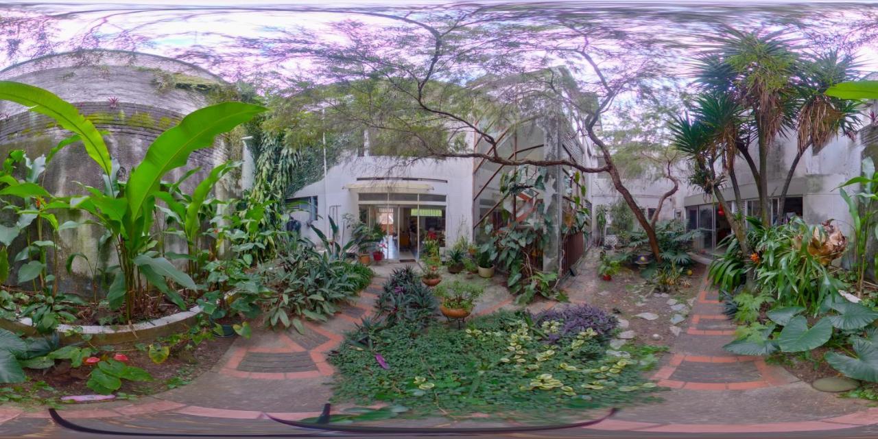 Roof Hostel Cali Bagian luar foto
