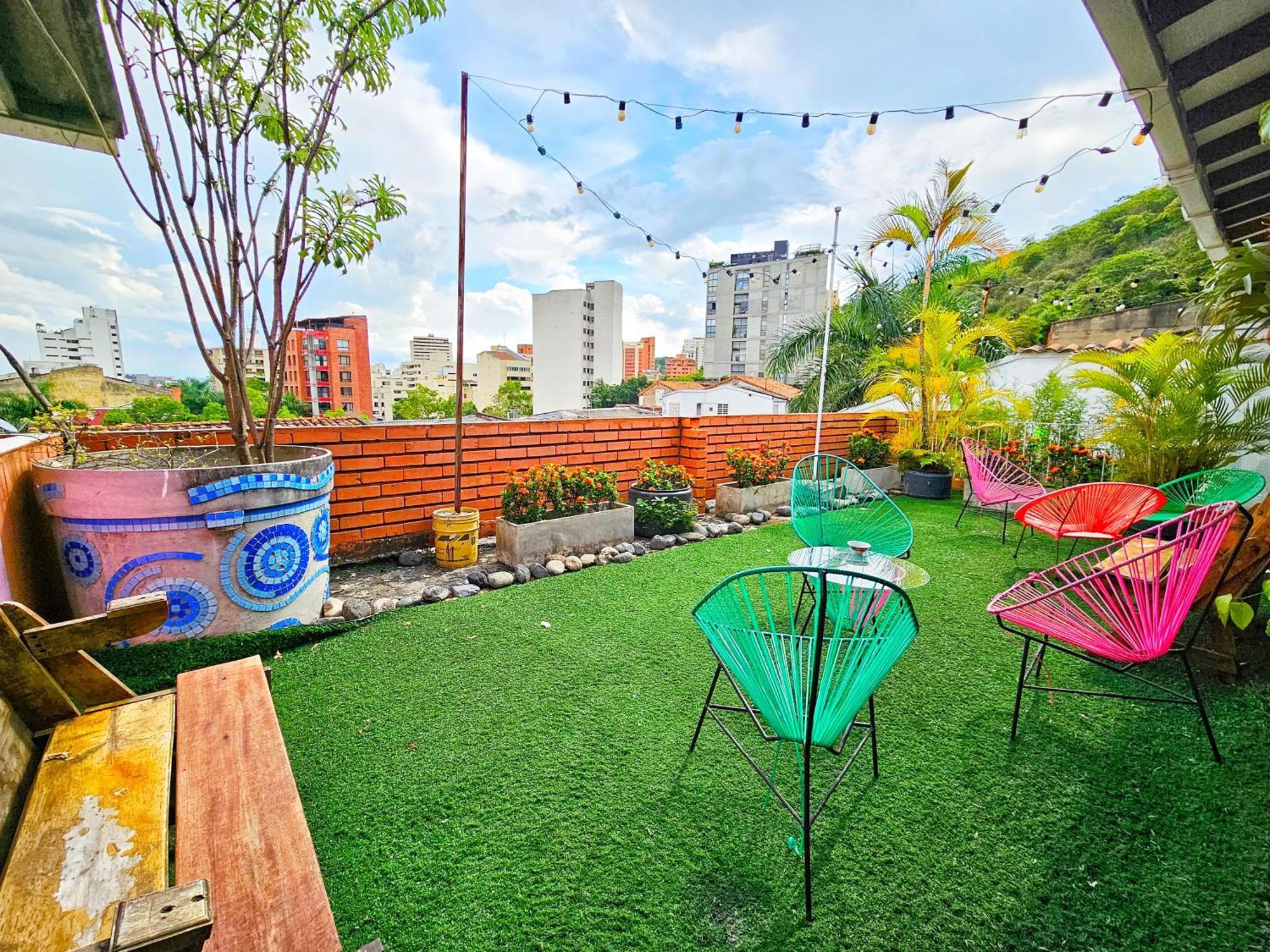 Roof Hostel Cali Bagian luar foto