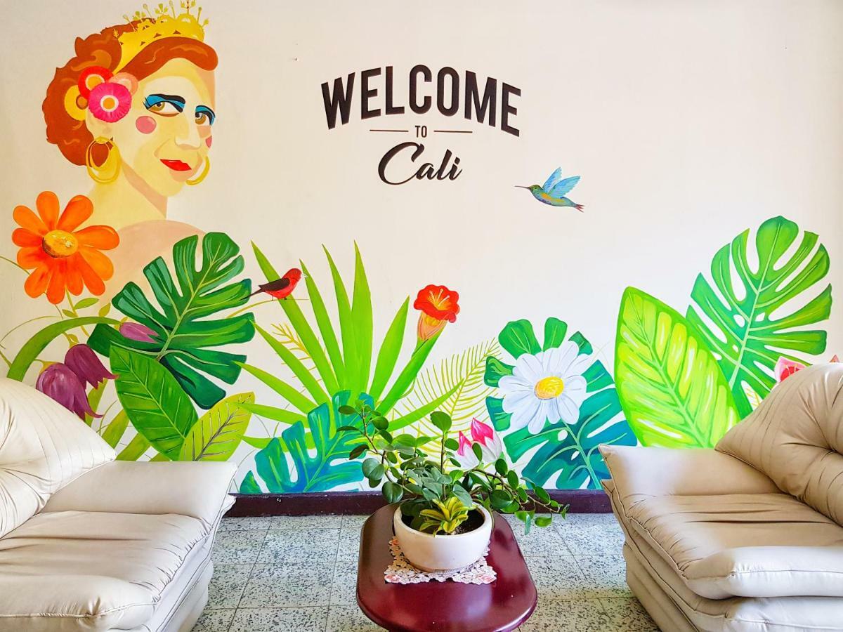 Roof Hostel Cali Bagian luar foto