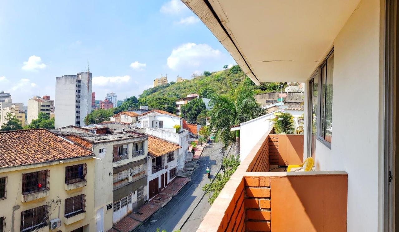Roof Hostel Cali Bagian luar foto